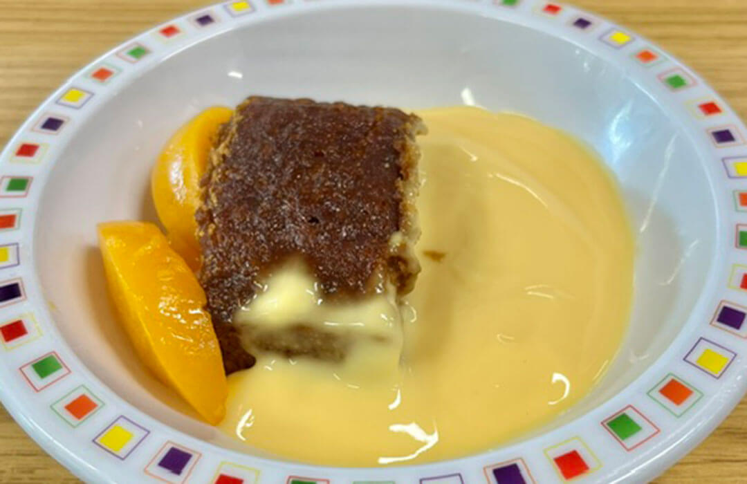 Spicy pineapple sponge and custard