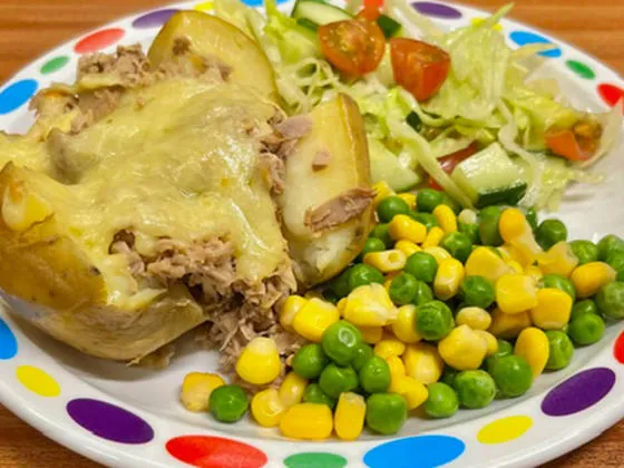 Tuna jacket melt with salad